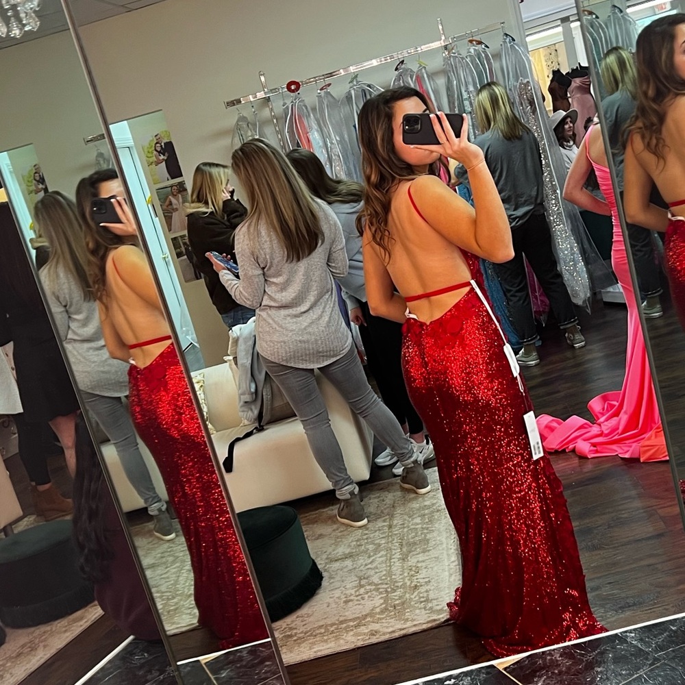 Red Jovani Prom dress NEVER WORN size 2